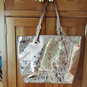 Michael Kors Rose Gold Tote AV 111